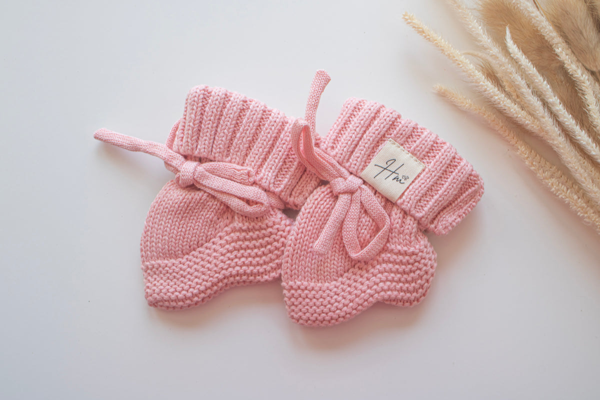 KNITTED BOOTIES | PINK ROSE