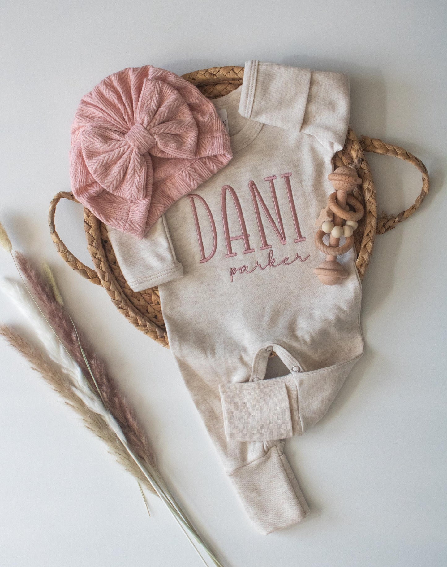 Personalized Baby Romper and Bow Set: Embroidered Coming Home Outfit