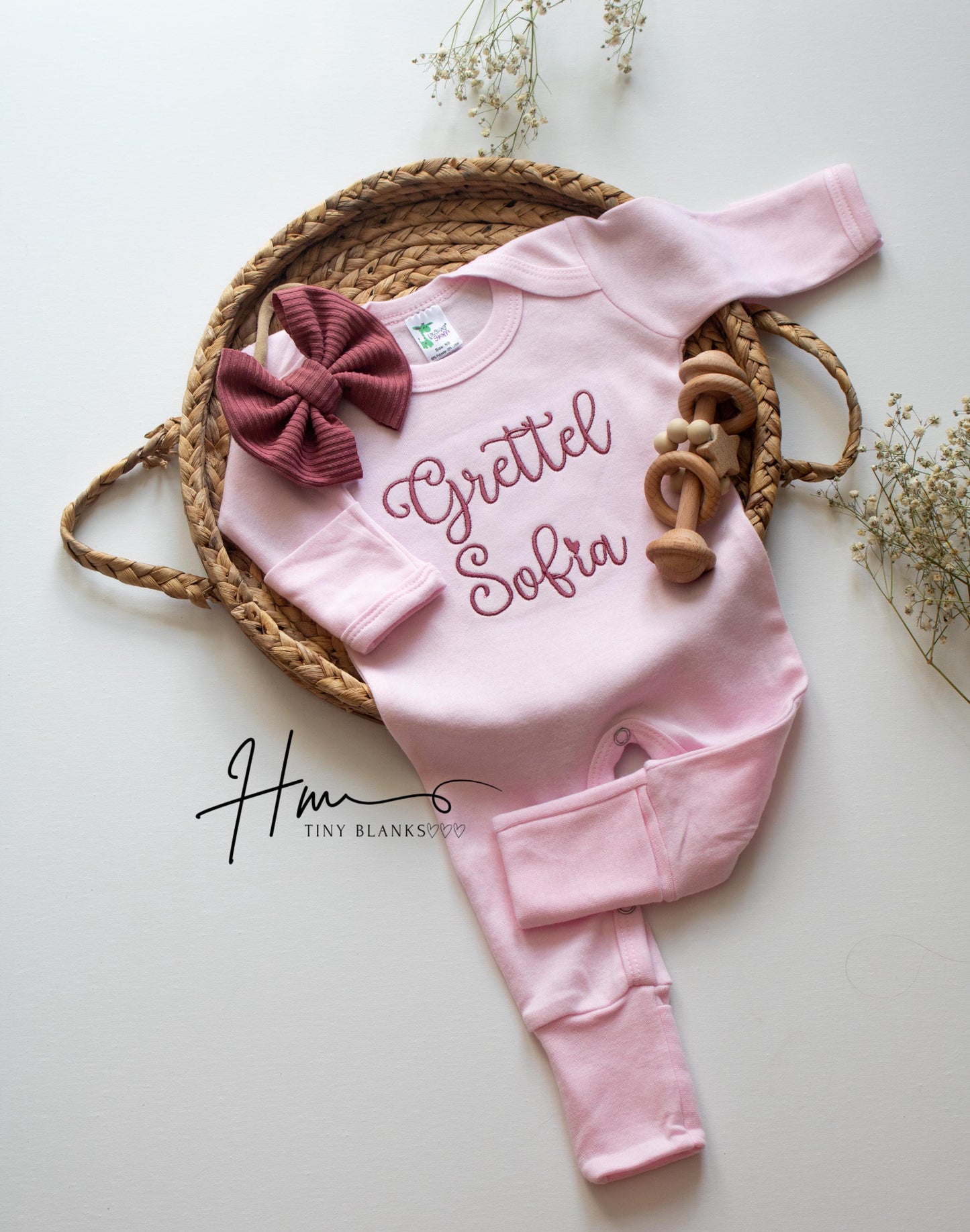 Personalized Baby Girl Romper and Bow Set: Embroidered Coming Home Outfit